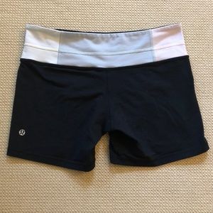 Lululemon Groove Short